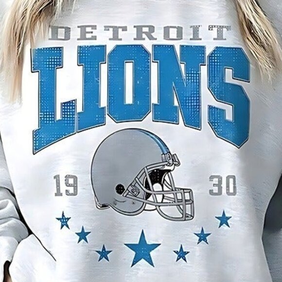 Detroit Lions Football Crewneck Sweatshirt NFL Lions Retro Fan Gift 79 - Picture 2 of 5